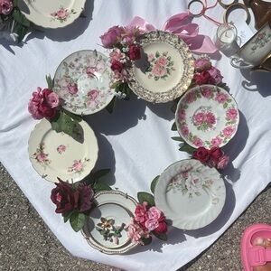 Vintage Floral Decorative Plate Wreath - Pink Rose Accent